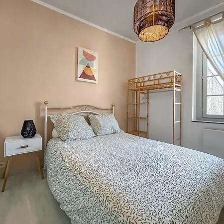 T2 Cosy Vue Sur La Cite Apartamento